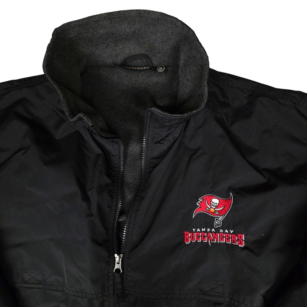Tampa Bay Buccaneers Jacket Mens XL Black Fleece Polyester Dunbrooke Triumph